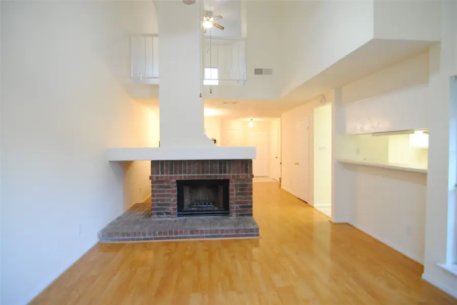 43 E Park West Drive, Houston, TX 77072 - Image #2