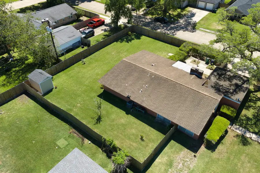 10 Palm Place, Angleton, TX 77515 - #3