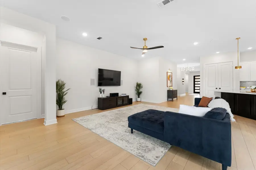 1602 Alpine Drive, Tomball, TX 77375 - Image #3