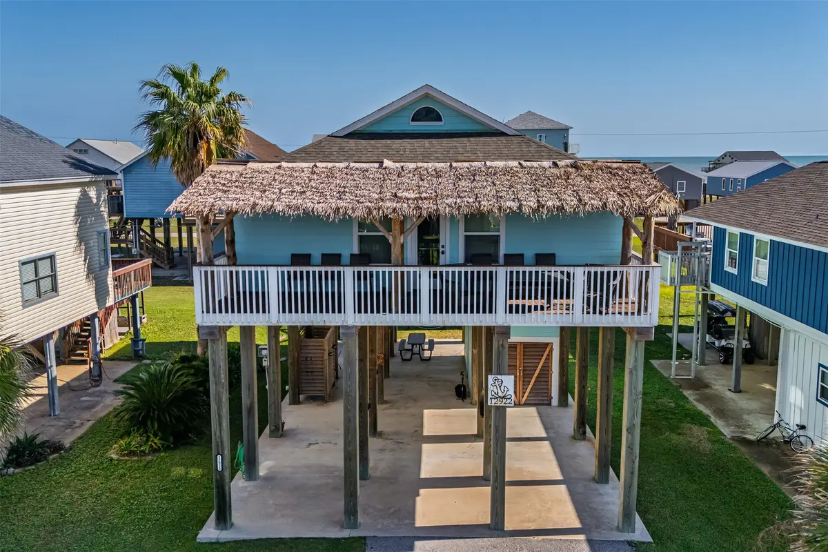 12922 Buccaneer Parkway, Freeport, TX 77541 - Image #1