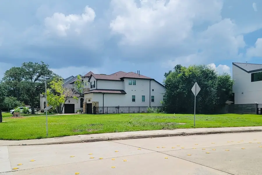 3831 Linkwood Drive, Houston, TX 77025 - Image #3