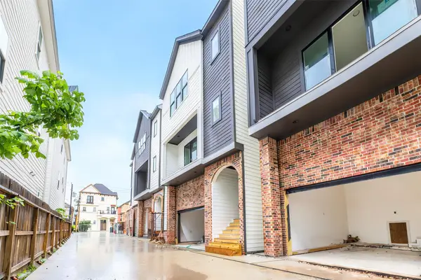 1507 W 23rd Street #A, Houston, TX 77008