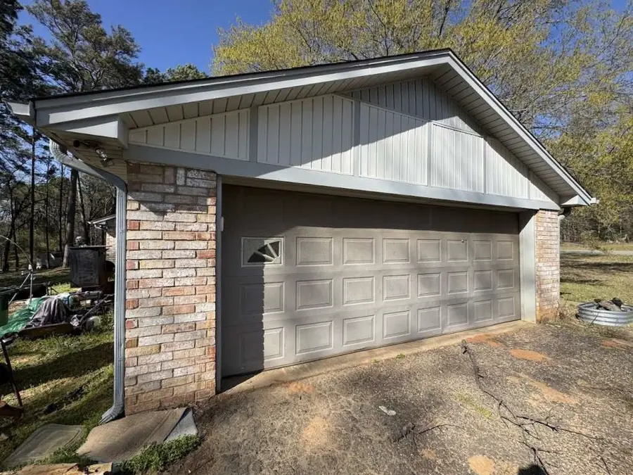 447 Plum Creek Road, Longview, TX 75605 - Image #2
