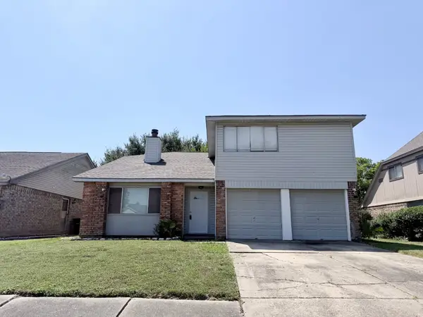 16518 Quail Briar Drive, Houston, TX 77489