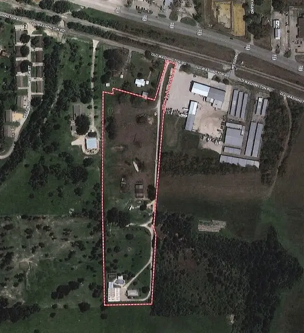 31807 Washington Street, Waller, TX 77484
