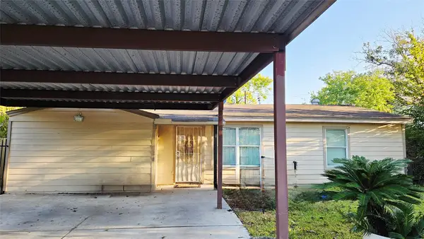 5231 Lyndhurst Drive, Houston, TX 77033