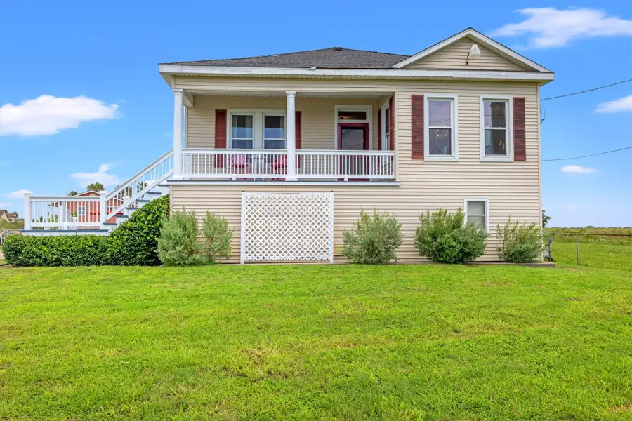 11724 Stewart Road, Galveston, TX 77554 - Image #2