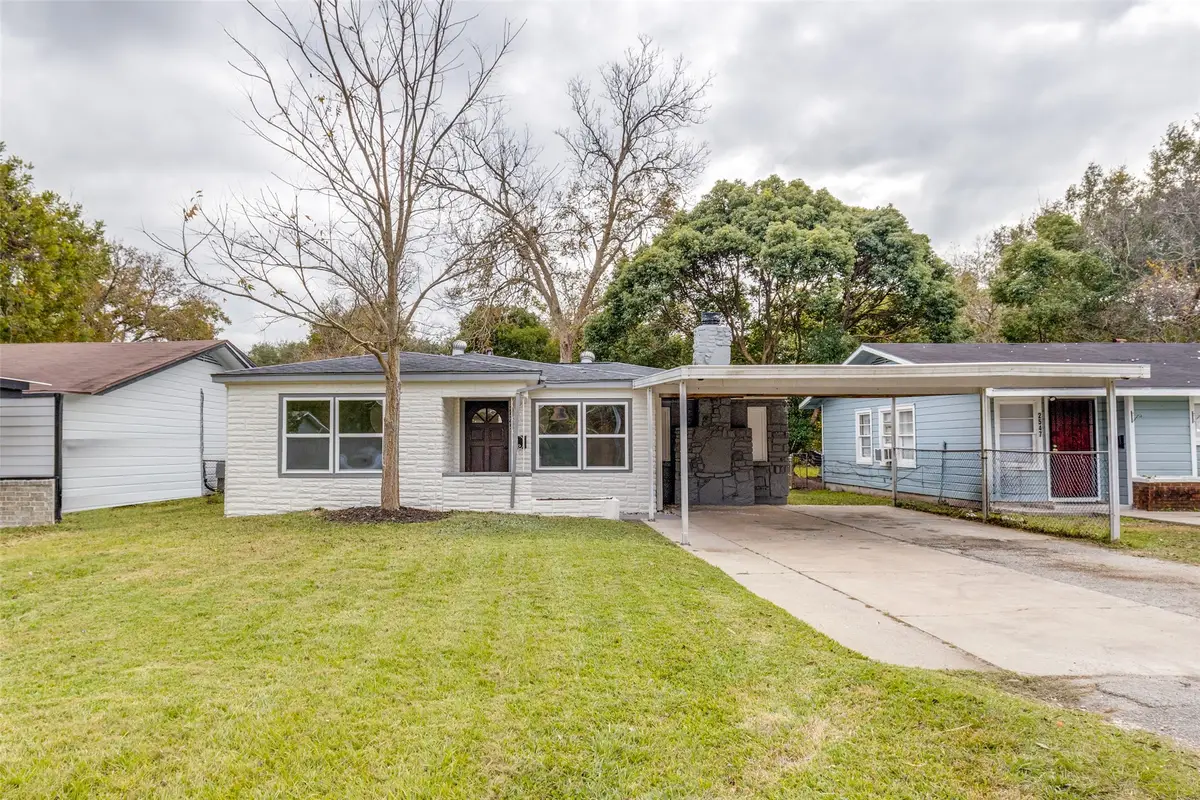 2545 Jackson Street, La Marque, TX 77568 - Image #1