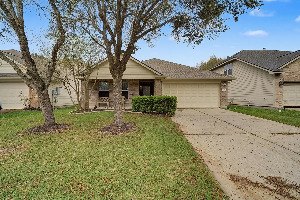 6834 Ridgewood Lane, Dickinson, TX 77539 - #1
