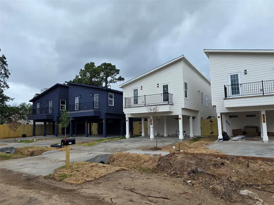 8407 Mahalia Unit A/b Drive, Houston, TX 77088 - #2