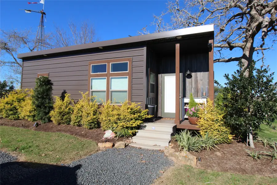 1524 Shaws Bend Road, Columbus, TX 78934 - Image #2