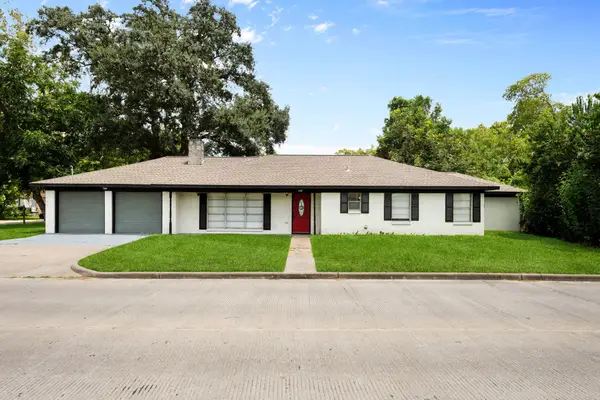 509 N Winfree Street, Dayton, TX 77535