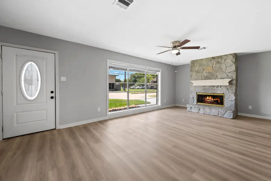 509 N Winfree Street, Dayton, TX 77535 - #2