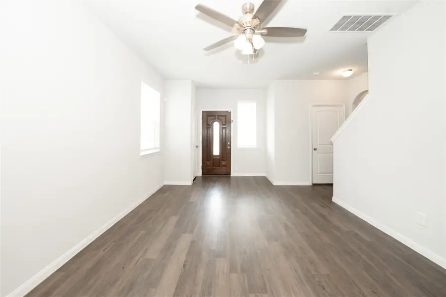 5138 Wolgan Lake Court, Katy, TX 77449 - Image #3