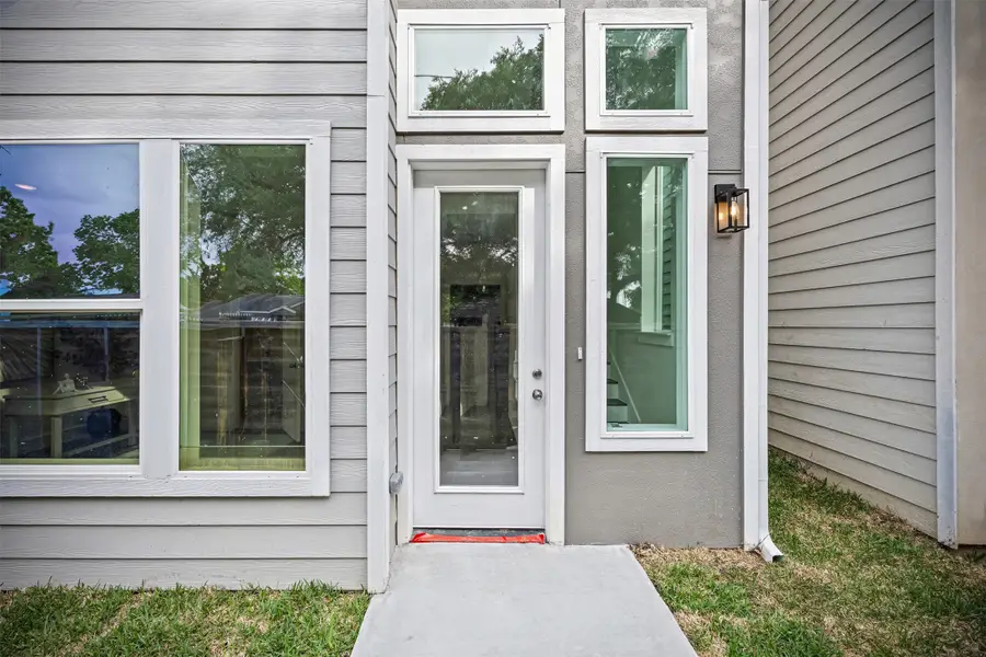 6721 Saint Augustine Street, Houston, TX 77021 - Image #3