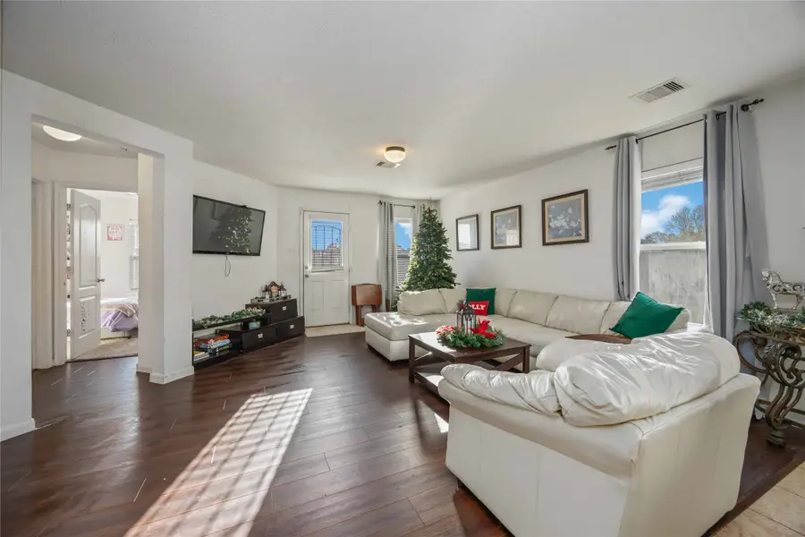 15338 Trinity Meadow Drive, Stafford Missouri City, TX 77489 - Image #3