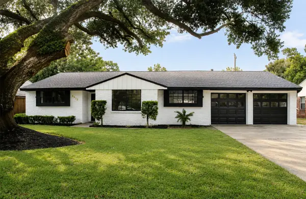 9515 Highmeadow Drive, Houston, TX 77063