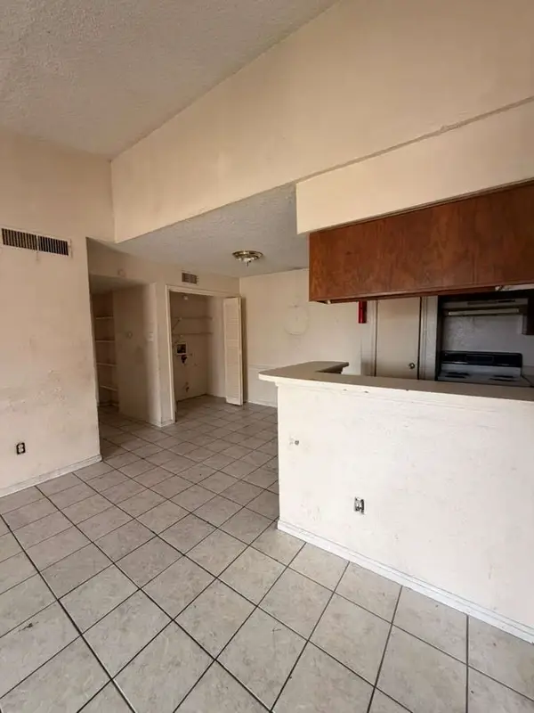 10101 S Gessner Road #808, Houston, TX 77071