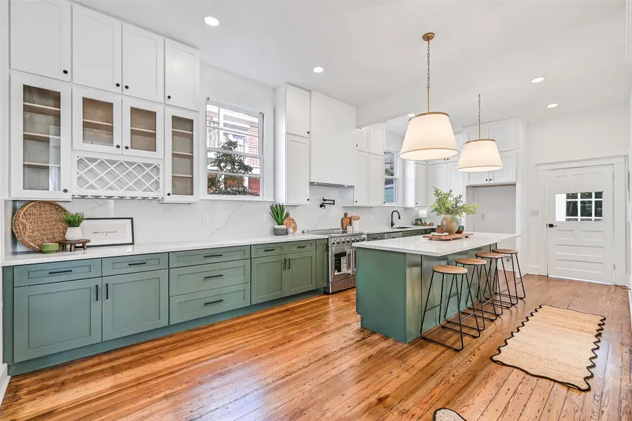 2010 Rosenberg Street, Galveston, TX 77550 - Image #2