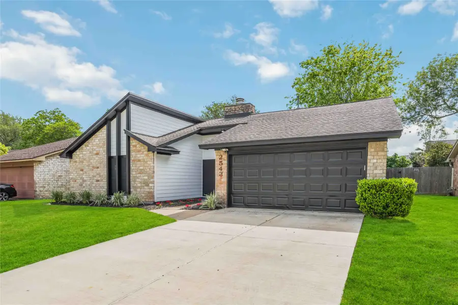 2543 Sage Brush Lane, Sugar Land, TX 77479 - #2