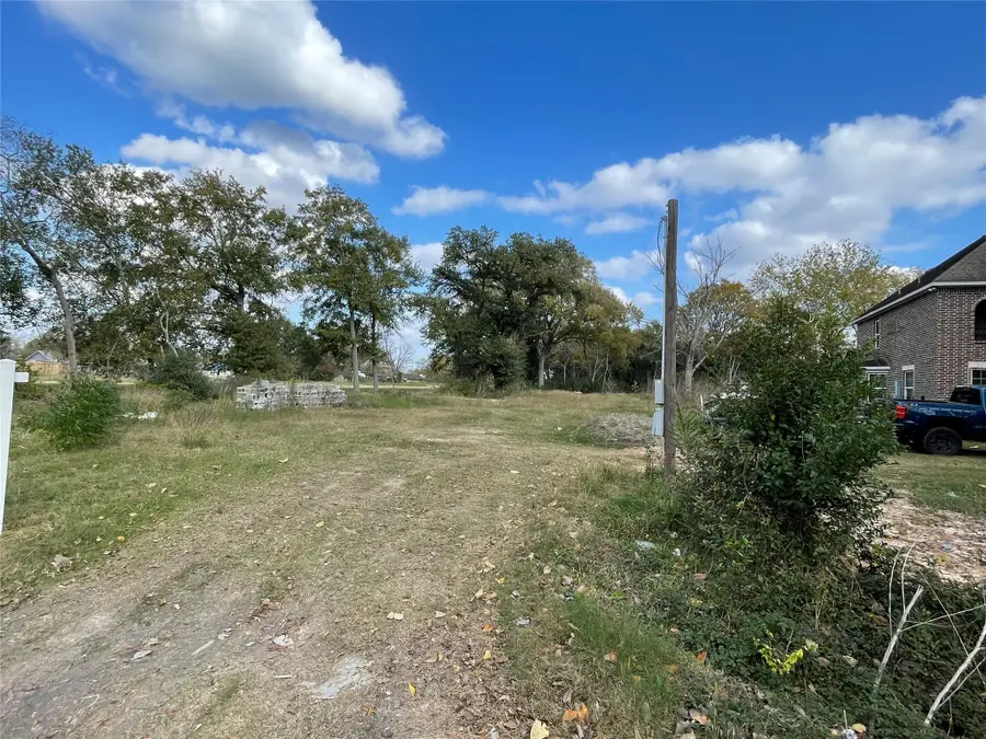 9722 Willow Street, Houston, TX 77088 - Image #2