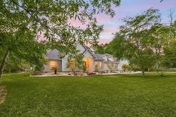 11956 White Oak Crossing, Conroe, TX 77385