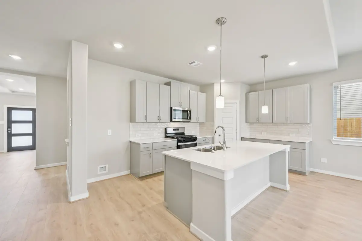 29015 Farmhouse Estates Drive, Waller, TX 77484 - Image #1