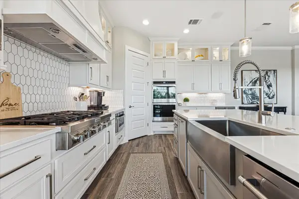 6821 Little Serenity Cove, Lago Vista, TX 78645