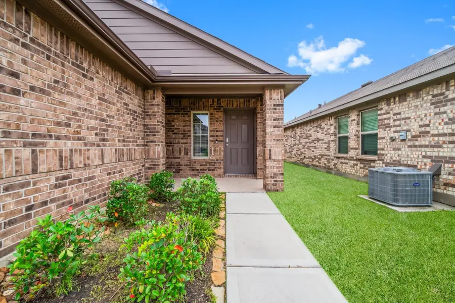 14409 Sugar Pines Drive, Conroe, TX 77302 - Image #3