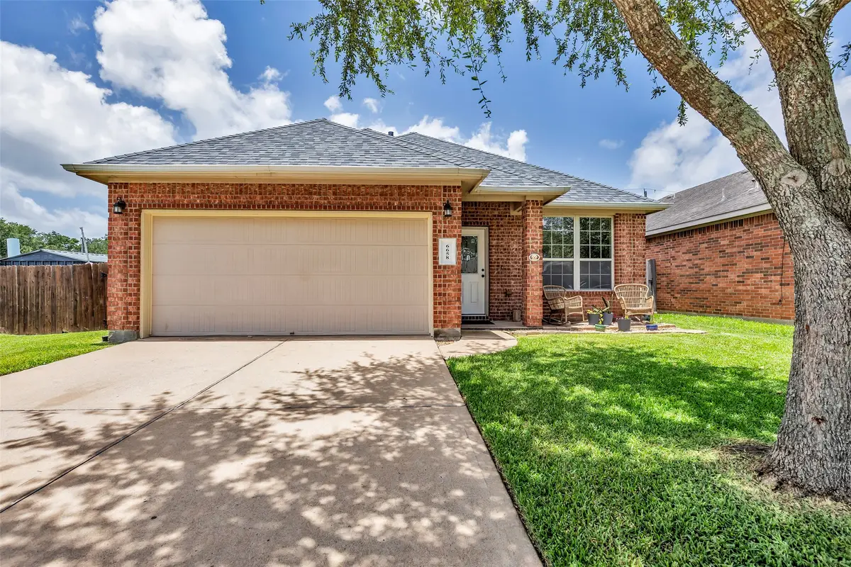 6658 Hawkins Hill Lane, Dickinson, TX 77539 - #1