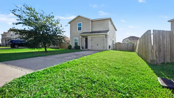 6026 Coral Cove Road, Baytown, TX 77523
