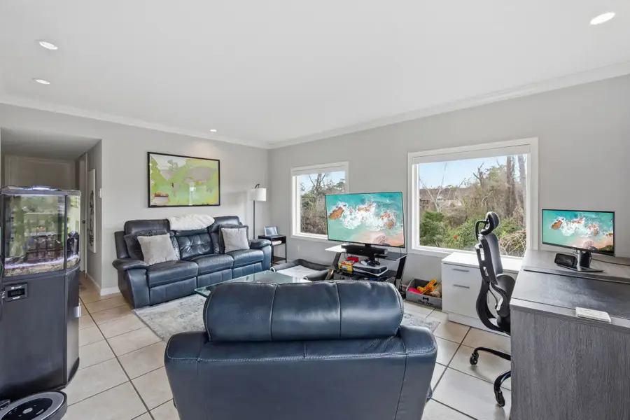 8211 Katy Freeway #44, Houston, TX 77024 - #3