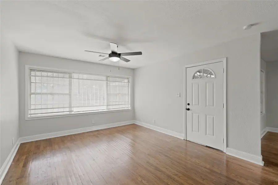 6219 Simsdale Street, Houston, TX 77087 - Image #3