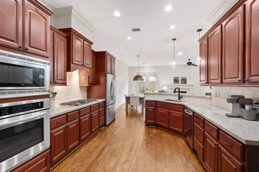 1334 Alexander Street, Houston, TX 77008 - Image #3