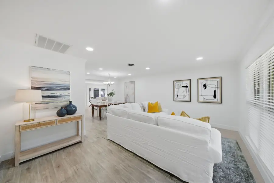 5415 Wigton Drive, Houston, TX 77096 - Image #3