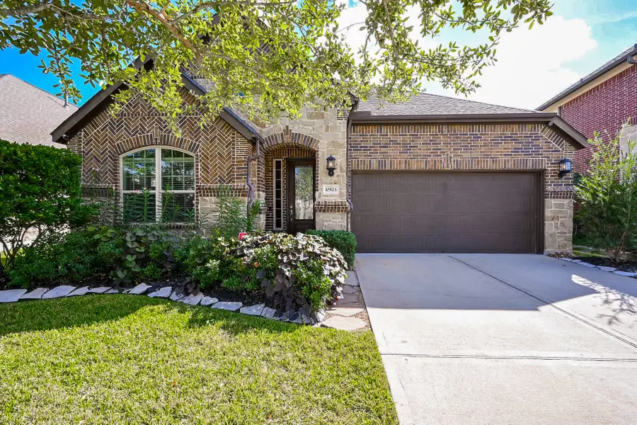 10523 Paula Bluff Lane, Cypress, TX 77433 - Image #2