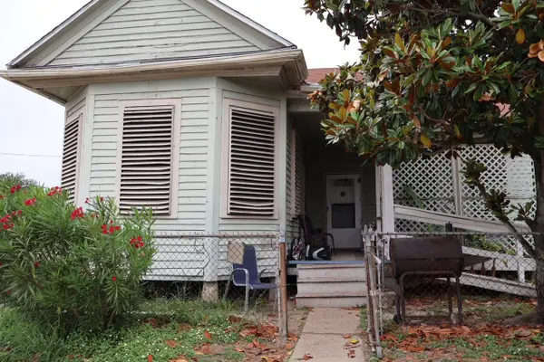 4028 Sealy Street, Galveston, TX 77550