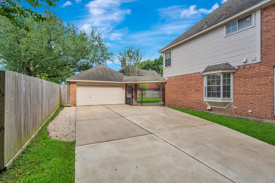 16511 Soaring Forest Drive, Pasadena, TX 77059 - #3