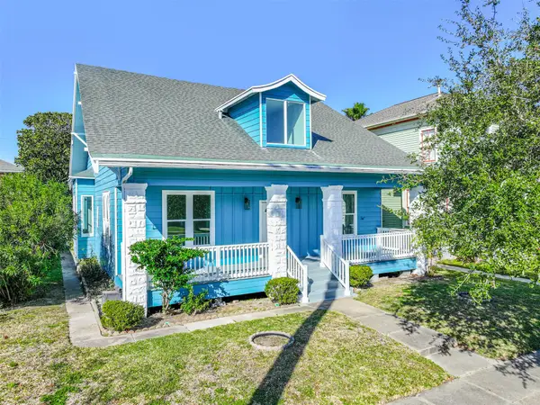 3124 Avenue R 1/2, Galveston, TX 77550