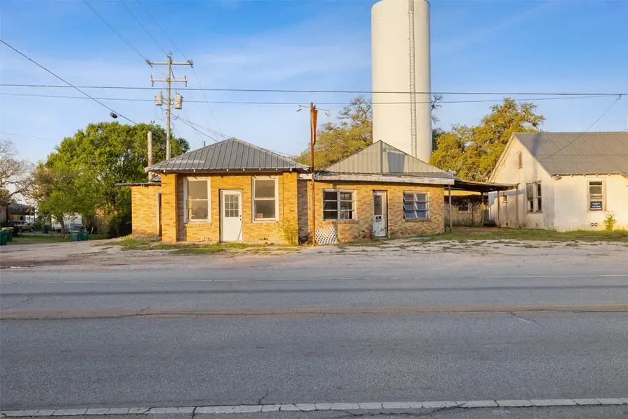 907/915 N Jefferson Street, La Grange, TX 78945 - #3