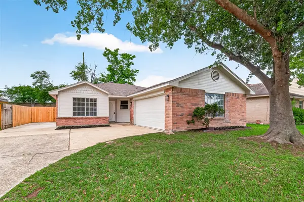 18611 Spinney Lane Drive, Cypress, TX 77433