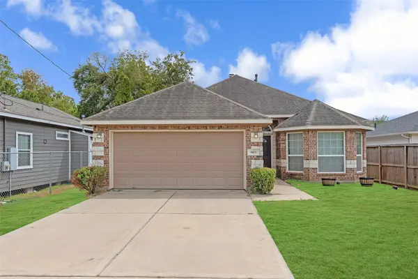 8107 Grandview Street, Houston, TX 77051