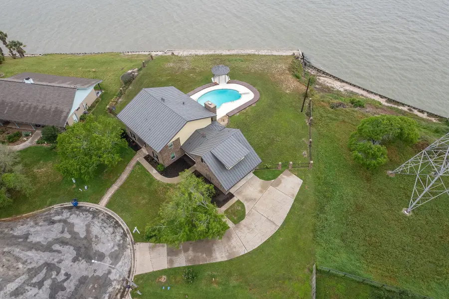 8 Las Brisas Place, Port Lavaca, TX 77979 - #2