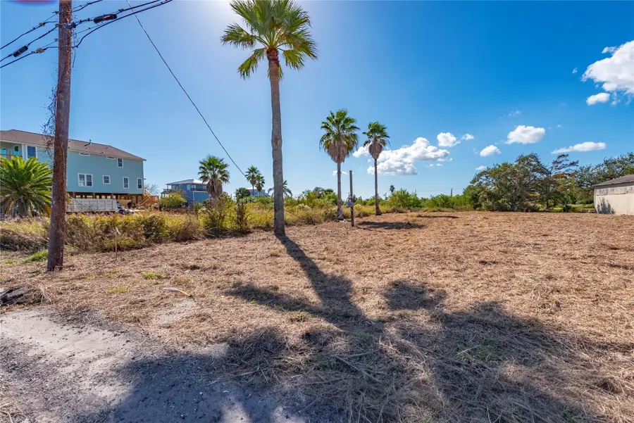 2221 Avenue A, San Leon, TX 77539 - Image #3