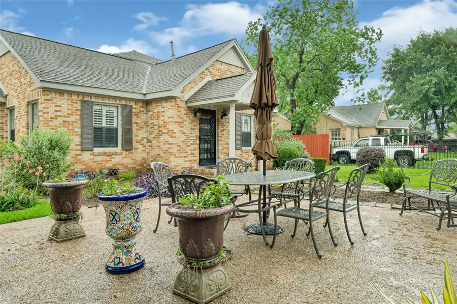 317 Avenue Of Oaks Street, Houston, TX 77009 - #2