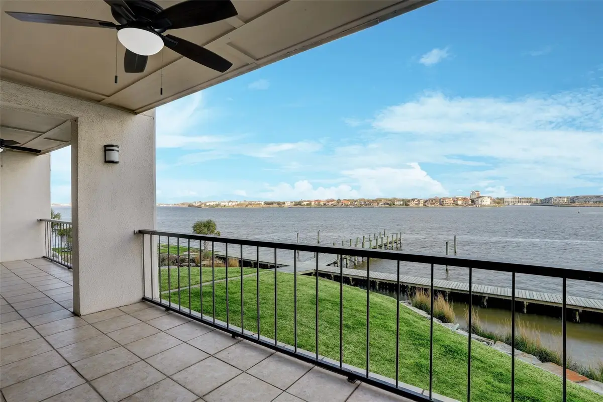 401 Lakeside Lane #108, Houston, TX 77058 - Image #1