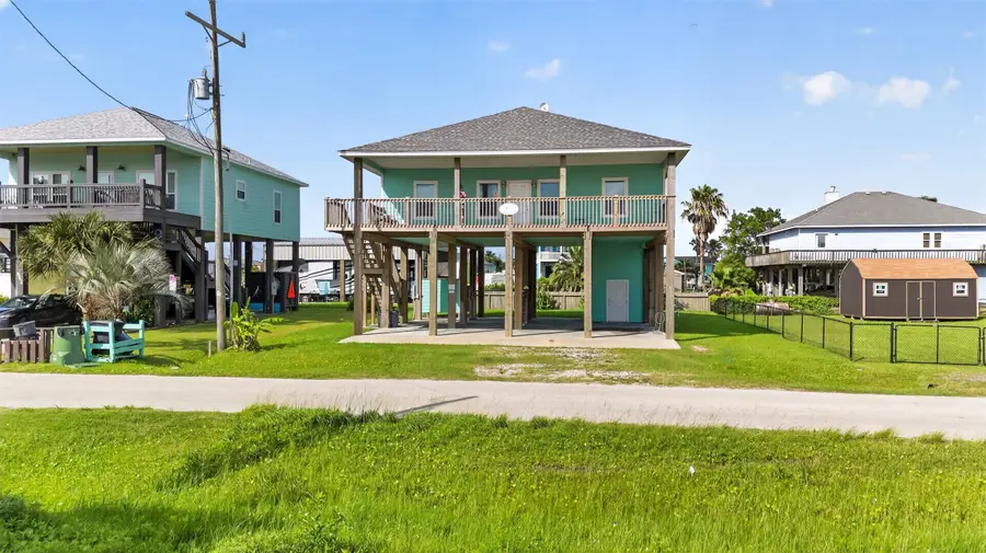 971 Meynig Drive, Crystal Beach, TX 77650 - #2