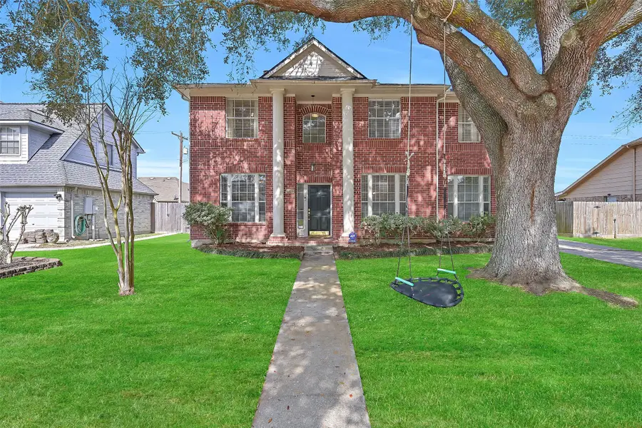 1807 N Mission Circle, Friendswood, TX 77546 - #2