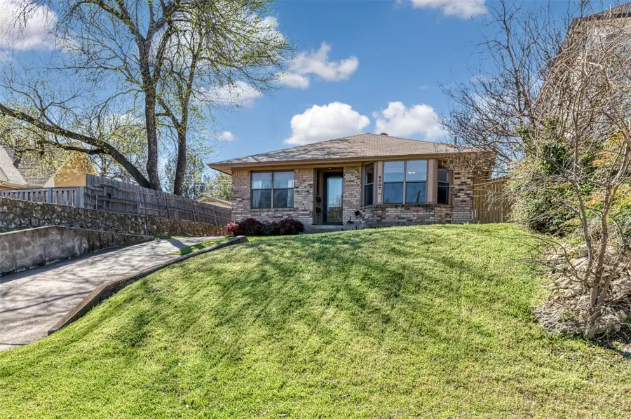 4507 El Campo Avenue, Fort Worth, TX 76107 - Image #2