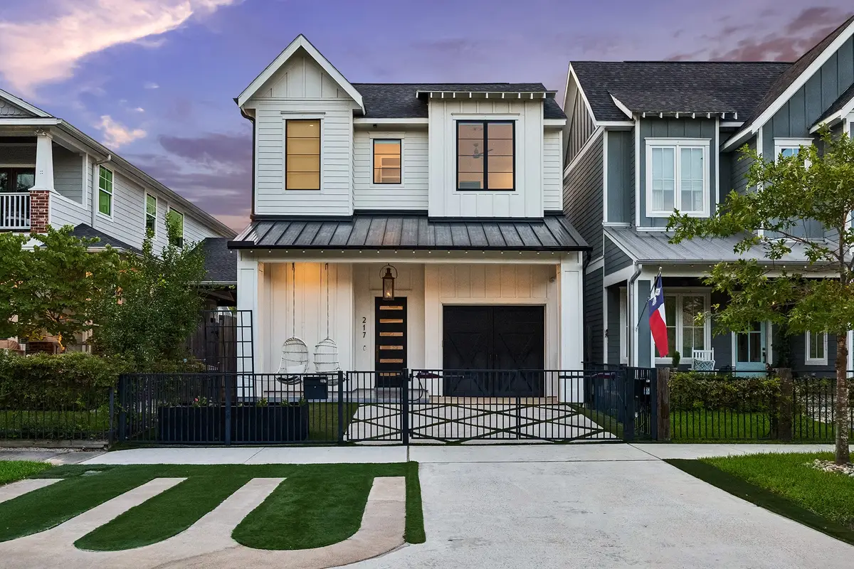 217 W 10th Street, Houston, TX 77008 - #1